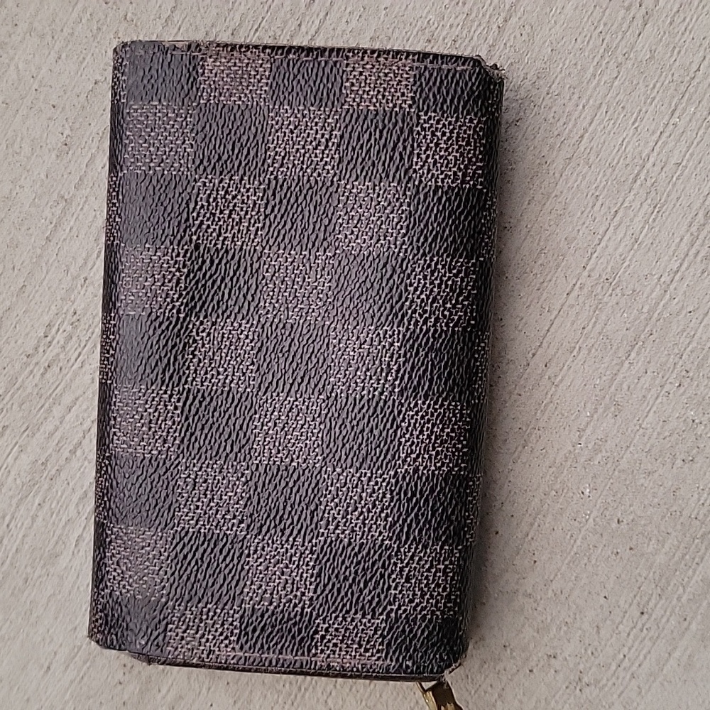 Louis Vuitton Black and Brown Wallet - Picture 3 of 14